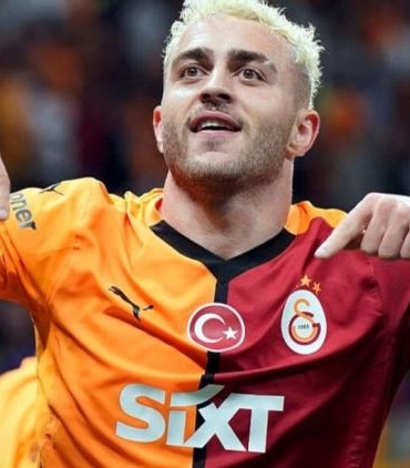 galatasaray-baris-alper-yilmaz-icin-fifa-kurallariyla-uyumlu-hareketler-vurgu-yapti-SVHzsGjm.jpg