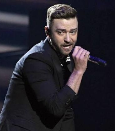 timberlake-istanbulda-11-yil-sonra-sevenleriyle-bulustu-yeni-albumden-parcalara-konser-dolu-gece-XuWWYaDR.jpg