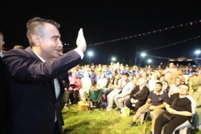 uluslararasi-karaman-turk-dunyasi-soleni-atesiyle-basladi-sehrin-gonulleri-bulustu-pBtw38Rq.jpg