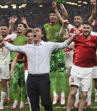 montella-turk-vatandasligi-icin-hizli-adimlar-atiliyor-a-milli-takim-gurcistana-karsi-galibiyetle-basladi-pUpSXpGx.jpg