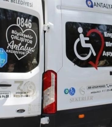 antalyada-engelsiz-hizmet-araciyla-engelli-vatandaslarin-kamu-kurumlarindaki-isleri-kolaylasiyor-b7nbI2NS.jpg