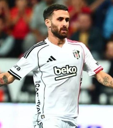 besiktas-teknik-direktoru-sergen-yalcin-rafa-silvanin-gidip-gelmesiyle-ilgili-aciklama-WV3Uwq27.jpg