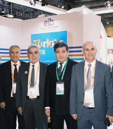 cin-turkiye-ticari-kopru-2025-ciiede-8349-milyar-dolarlik-is-baglantisi-ve-z-kusagina-odaklanma-O6CN78PL.jpg