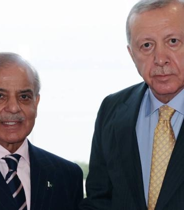 erdogan-ve-sahbaz-serif-bakude-gorustu-bolgesel-gerilimler-ve-teror-saldirilari-masada-ZxsDfIj3.jpg