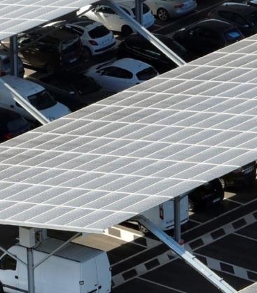 guney-kore-kamu-otoparklarinda-gunes-enerjisi-zorunlulugu-28-kasimda-basliyor-uZVtlDVu.jpg