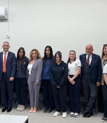 hatayda-615-ogrenci-icin-teknoloji-sinifi-tektes-ile-dijital-erisim-saglaniyor-K4Kxa4HJ.jpg