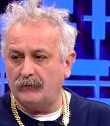internet-uzerinden-dua-satan-yonetmen-onur-unlu-hakkinda-yeni-bilgiler-dXDkW8HT.jpg