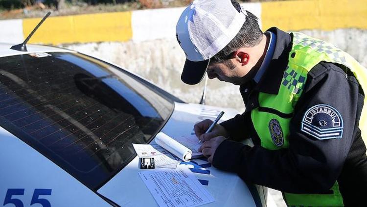 Kış Lastiği Zorunluluğu Şehirlerarası Yolda Sıkı Denetimlerle Uygulanıyor