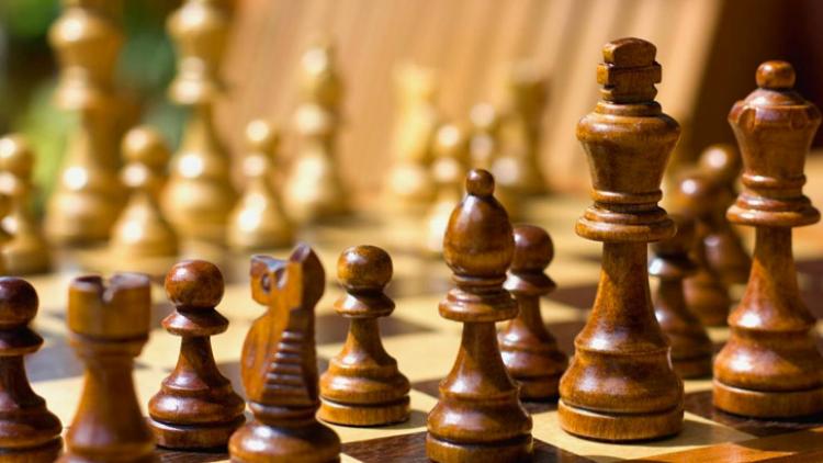 Manisa’daki Ortaöğretim Lisesinde Satranç Yasaklama Olayı: Öğrenciler Tepki Gösterdi