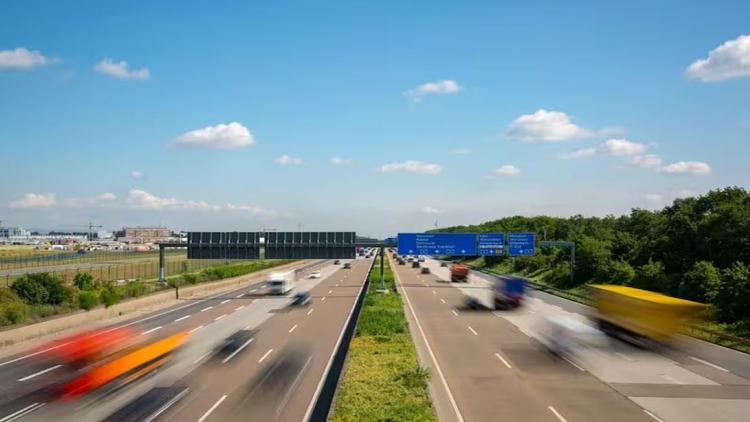 A24 Otoyolu: Sınırları Olmayan Bölümde Hızın ve Güvenliğin Dengesi