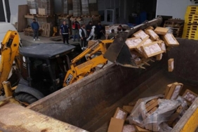 antalyada-bozuk-gida-operasyonu-25-ton-tavuk-urunu-imha-edildi-5KiMtnsO.jpg