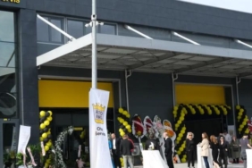 auto-king-oto-servis-sakaryada-yeni-bayisini-hizmete-acti-bolge-ekosistemine-katki-PFePQFM8.jpg