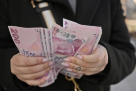 hsbc-raporu-2025de-asgari-ucrette-20-artis-bekleniyor-2026-icin-enflasyon-ve-dolar-ongoruleri-NaSR1vrl.jpg