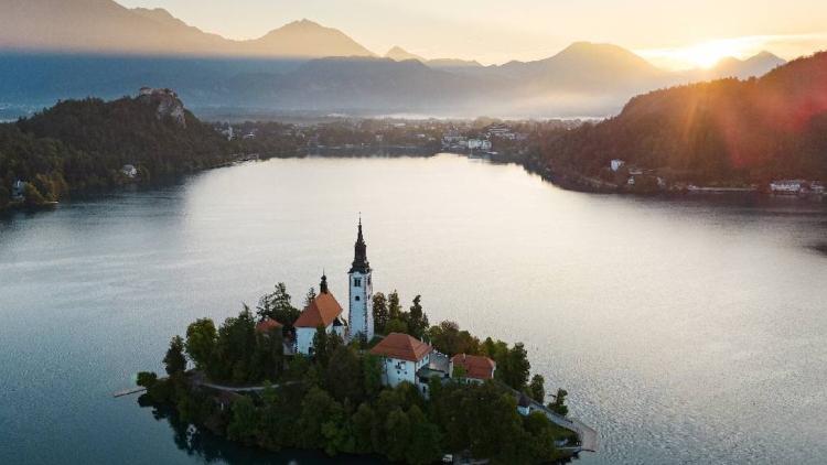 Izola: Venedik dokusu ve sakin plajların buluştuğu Slovenya’nın saklı kıyı halesi