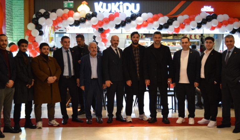 Kukidu Fried Chicken, Türkiye’nin Yeni Lezzet İkonu Olarak Hızla Büyüyor!”