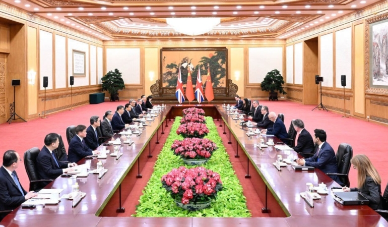 İngiltere Başbakanı Starmer, Sekiz Yıl Sonra Çin’i Ziyaret Etti: “Devasa Fırsatlar Var”