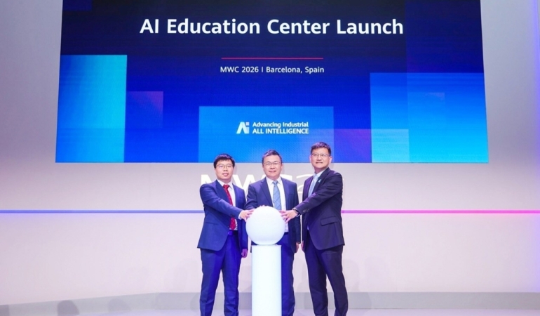 Huawei’den Okullara Yapay Zeka Eğitimi: MWC 2026’da Yeni Bir Dönem Başlıyor mu?