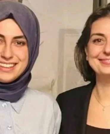 İBB Meclis Üyesi Amine Cansu Çelik CHP’den İstifa Ettiğini Açıkladı