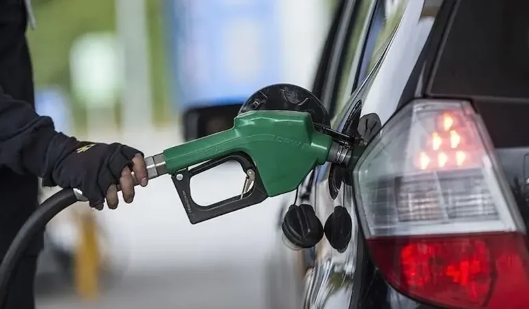 Eşelmobil Sisteminin Sona Ermesiyle Benzine 12 Lirayı Aşan Zam Bekleniyor