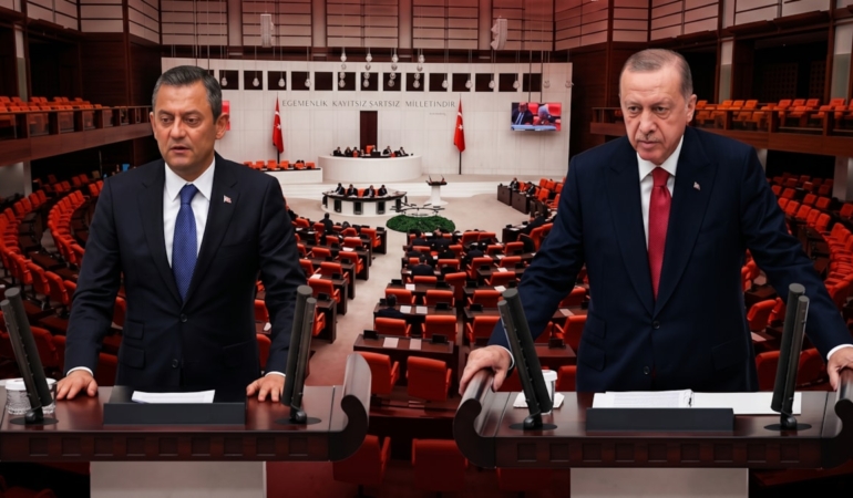 YENİ Parti TBMM Açılışında Erdoğan İçin Ayağa Kalkmama Kararı Aldı