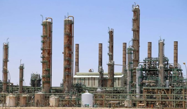 ABD Ticari Ham Petrol Stoklarında 900 Bin Varillik Artış Kaydedildi