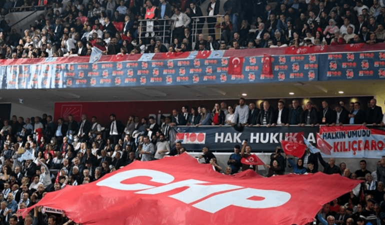 Muratpaşa Belediye Başkanı Ümit Uysal CHP Genel Başkanlığına Aday Olabileceğini Açıkladı